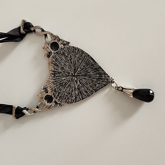 gothic/ vampire/ halloween/ costume necklace - Picture 4 of 4